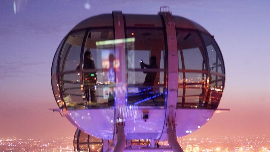 Fly first class on Melbourne's iconic Observation Wheel!
